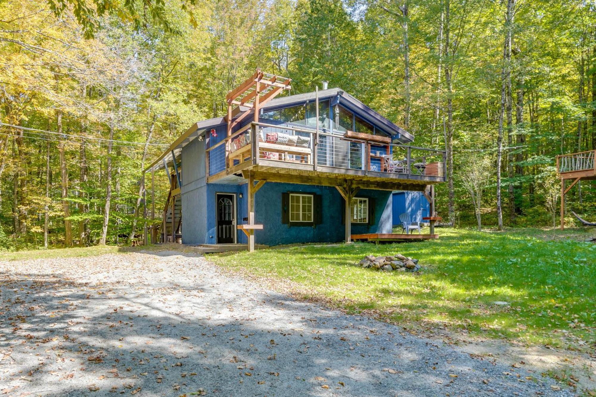 Rustic Cabin Near Ski Resorts In West Dover! Eksteriør billede